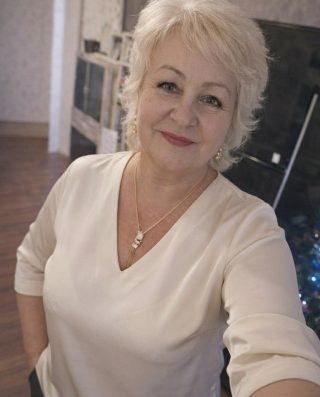 At 54, I Moved in With a Man I Hardly Knew — and I Deeply Regret It